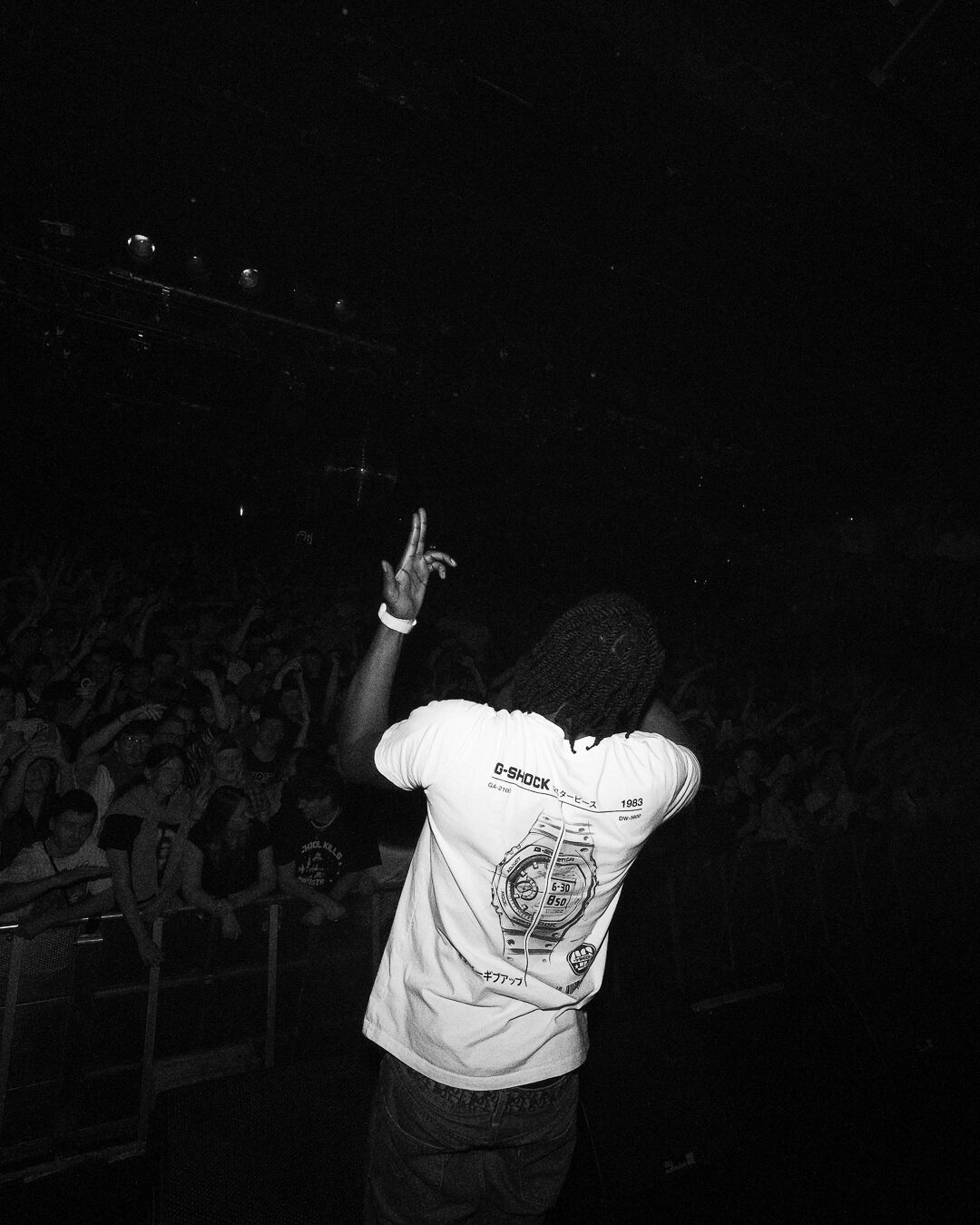 Tour visuals «Love 4 Sale Tour» - Still 11